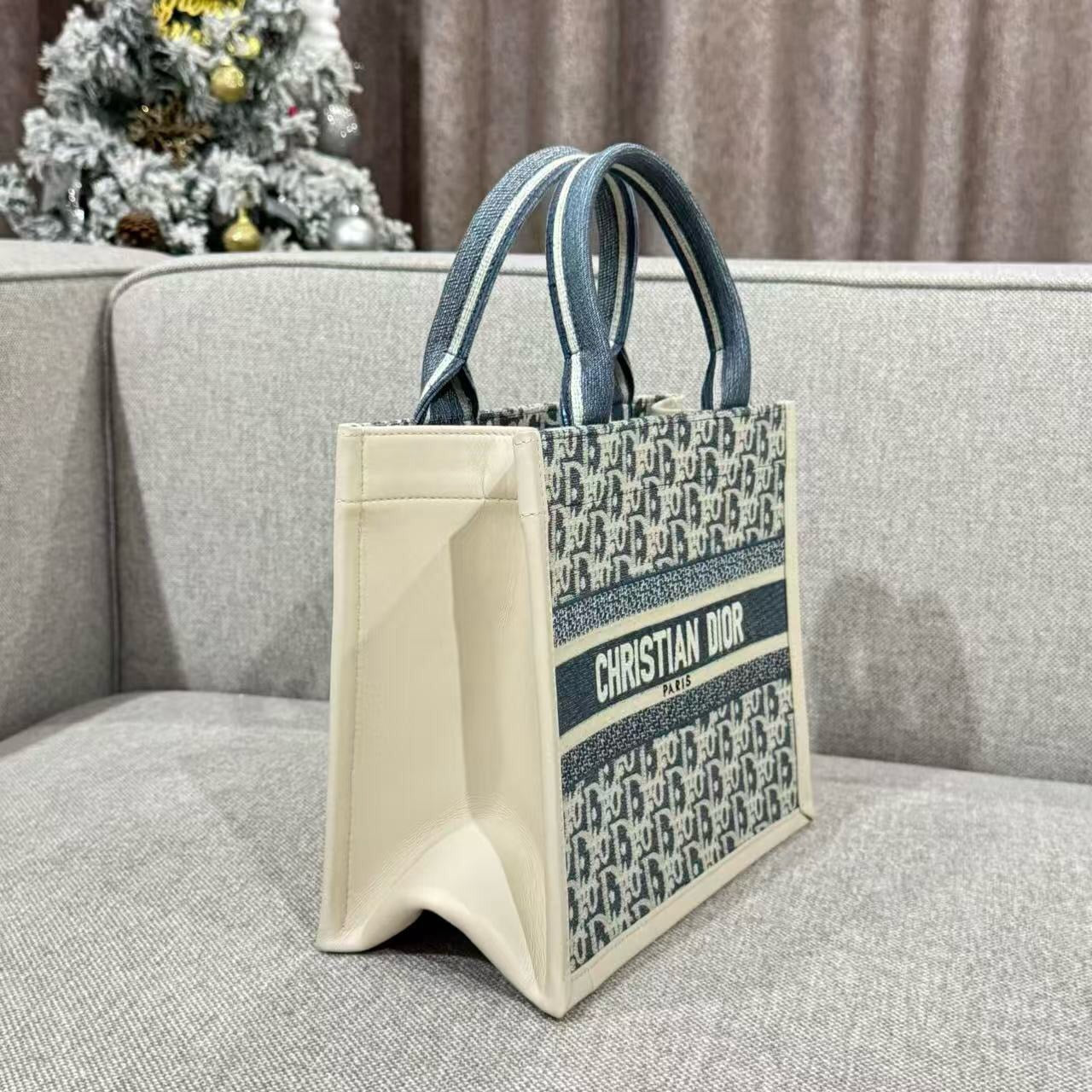 Book Tote