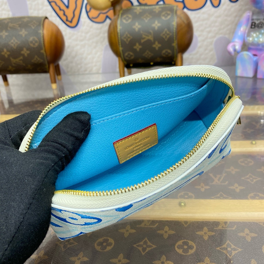 حقيبة مستحضرات التجميل PM