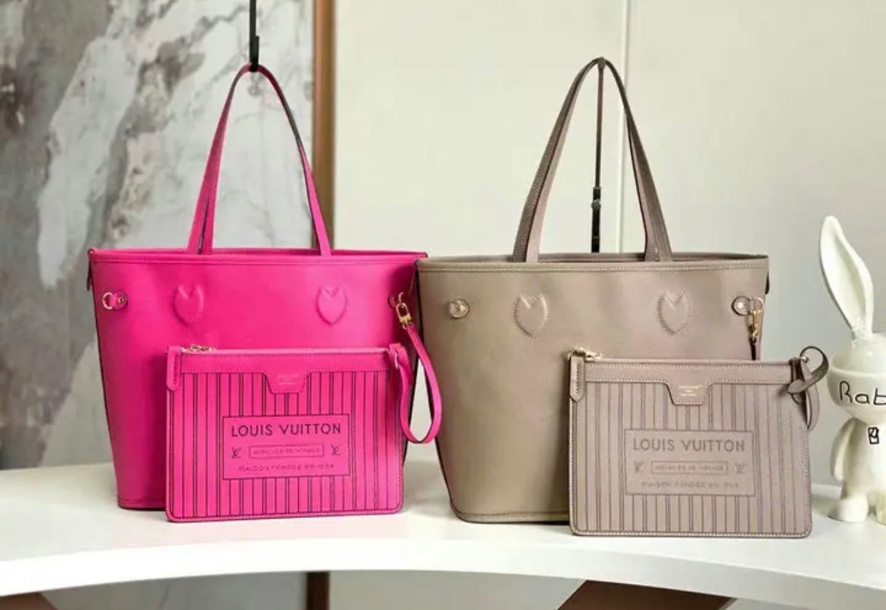 Neverfull بالمقلوب