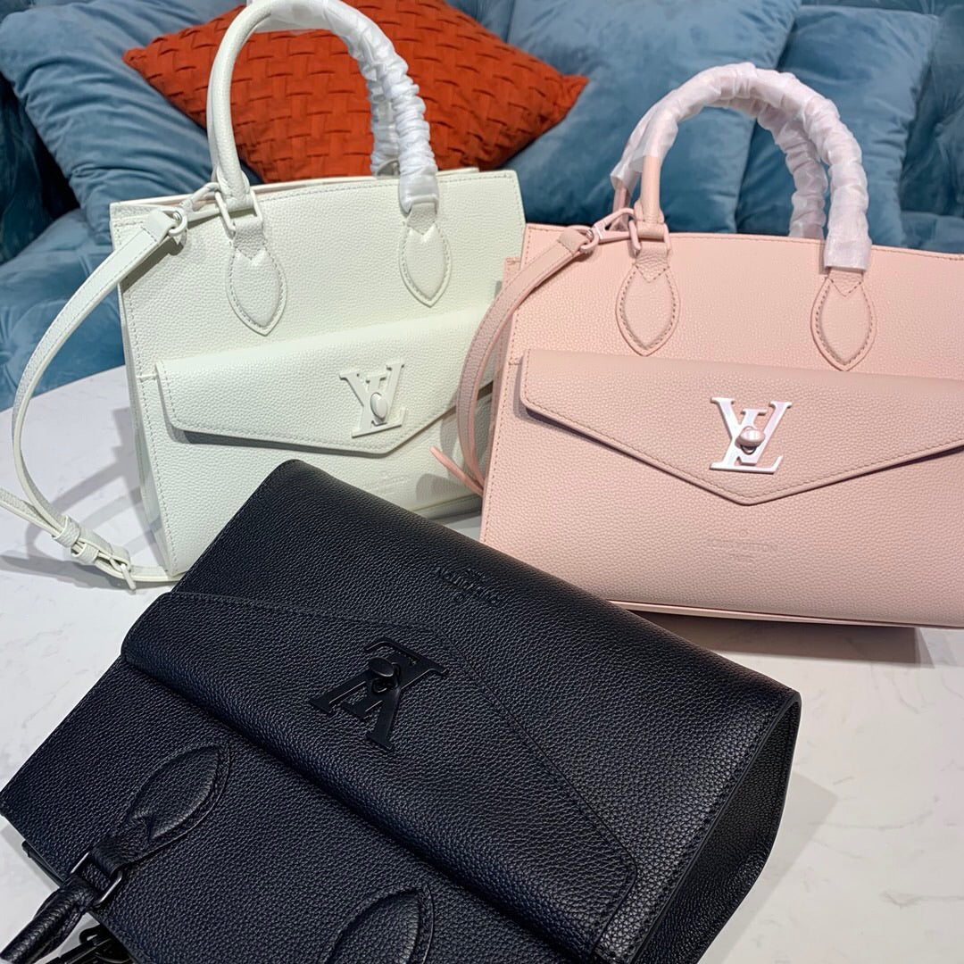 حقيبة Lockme Tote PM