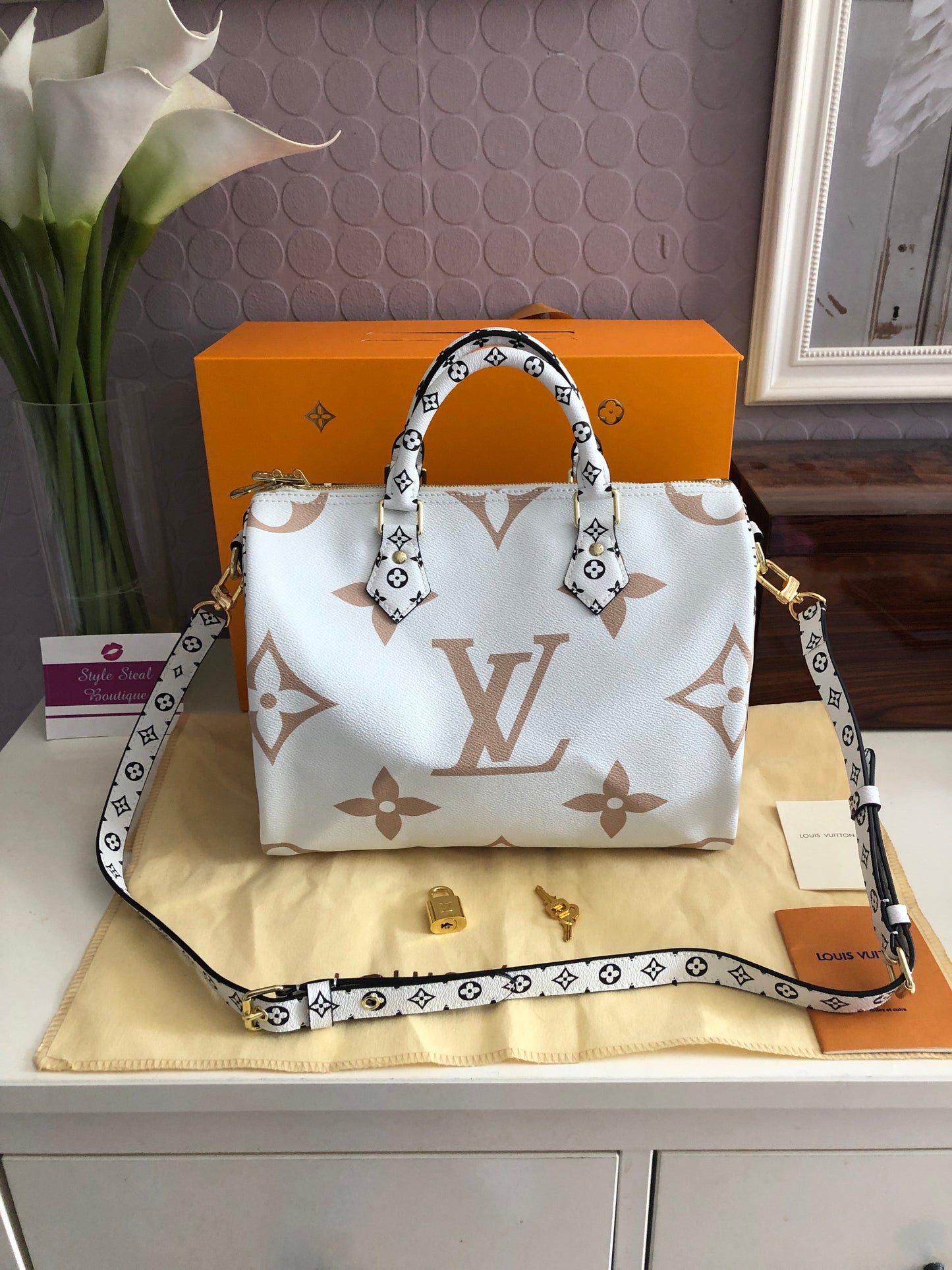 Giant Monogram Speedy 30