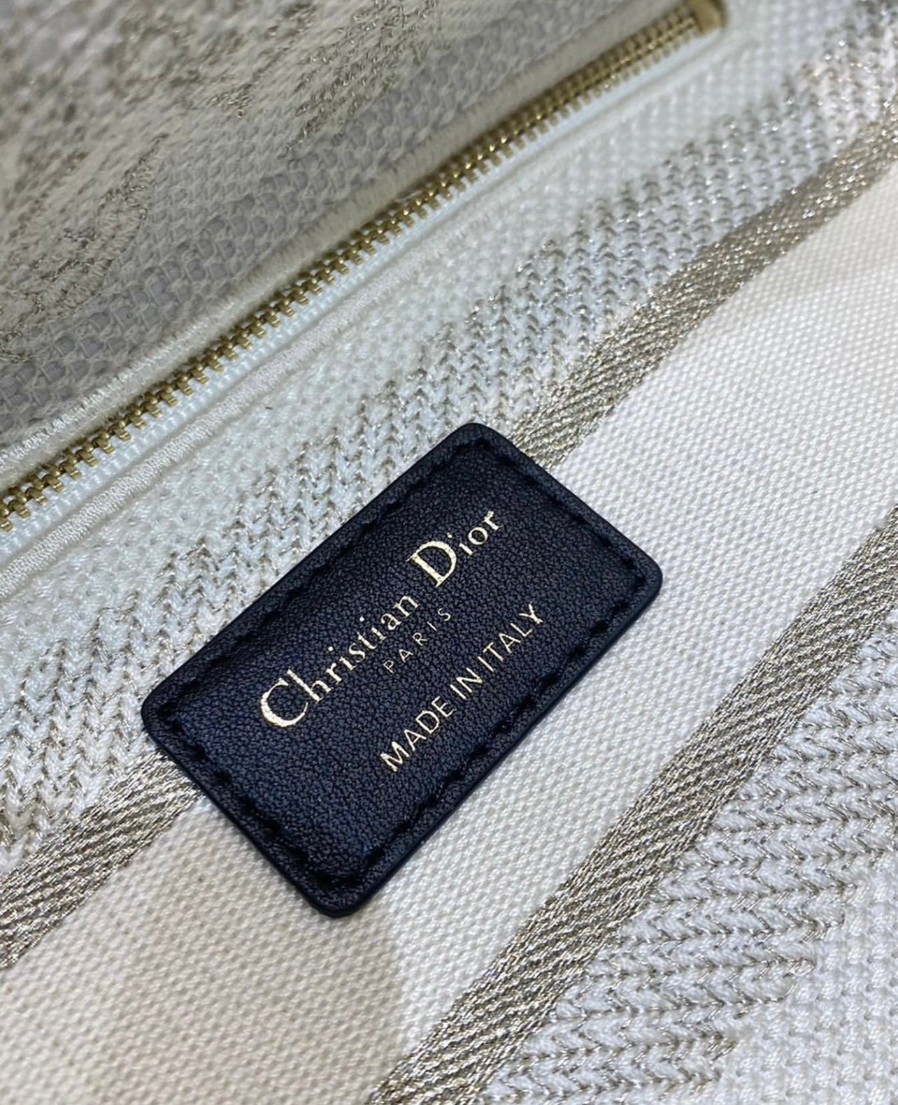 حقيبة Lady Dior