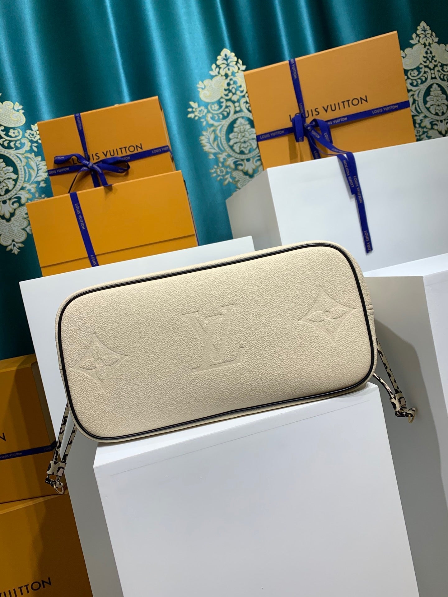 Wild At Heart Neverfull MM