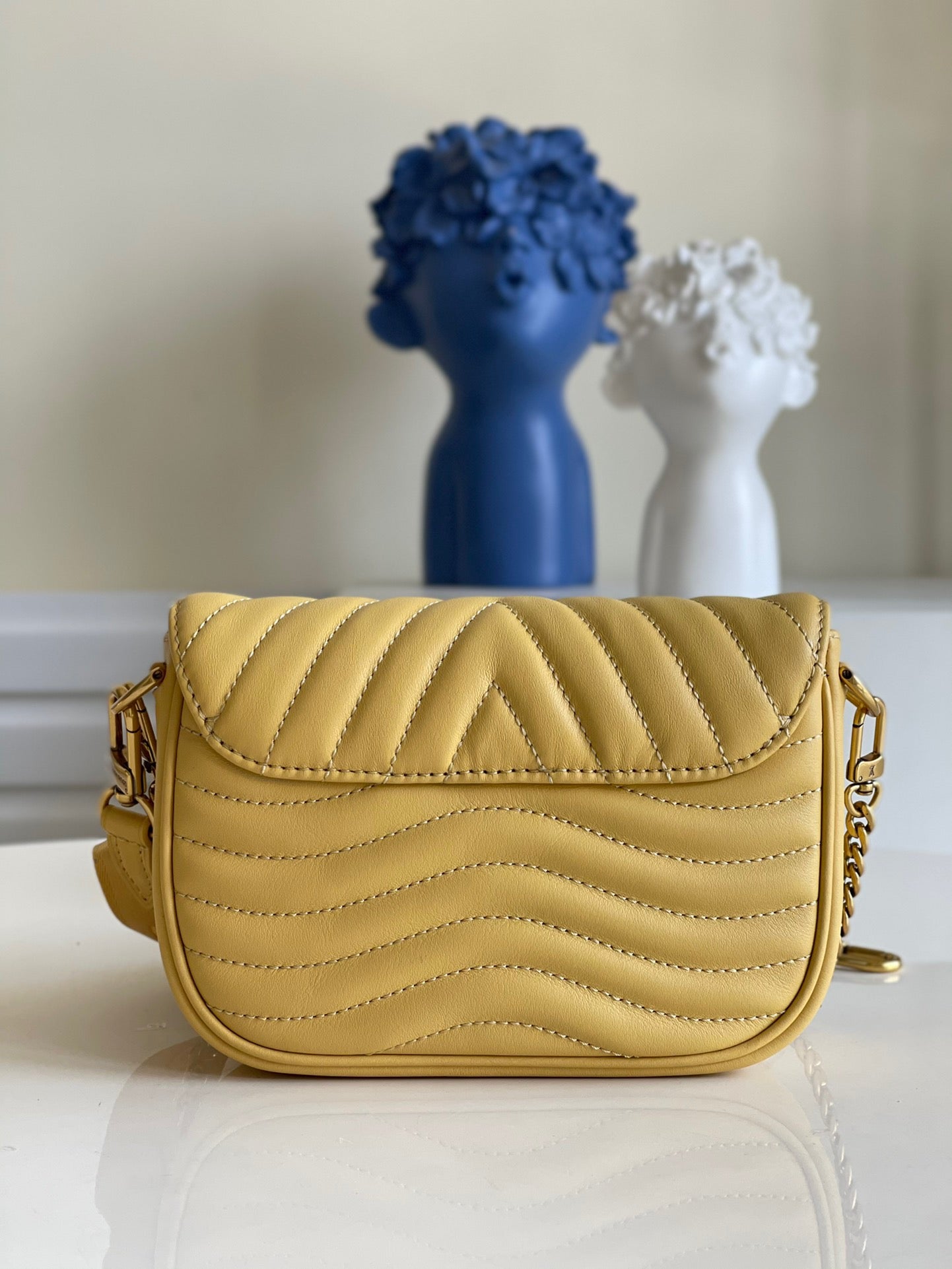 New Wave Pochette