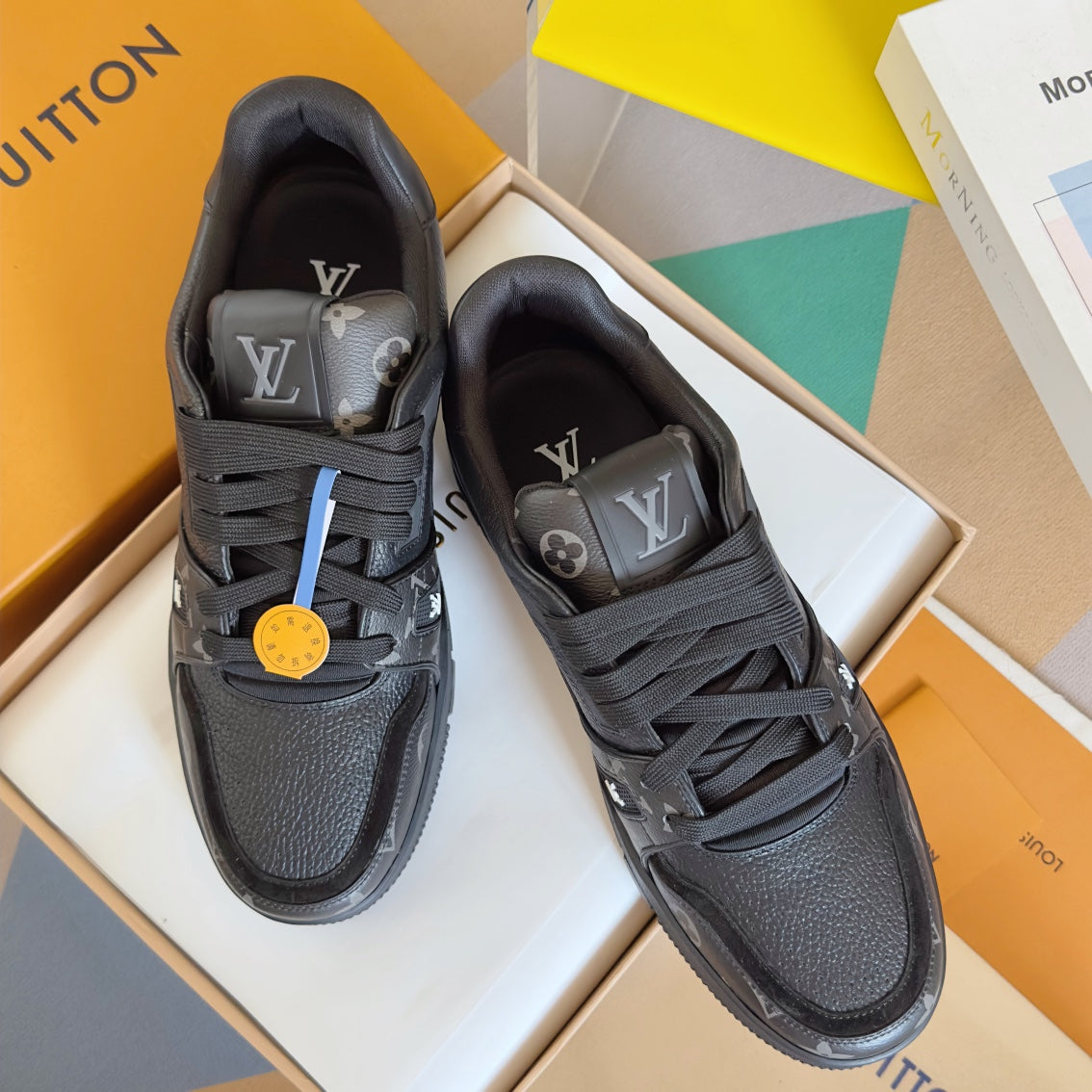 250318 New high quality new grain board shoes