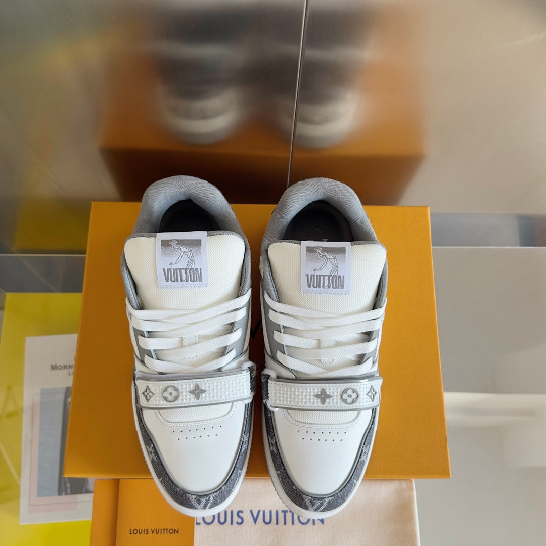 250318 New high quality new color board shoes