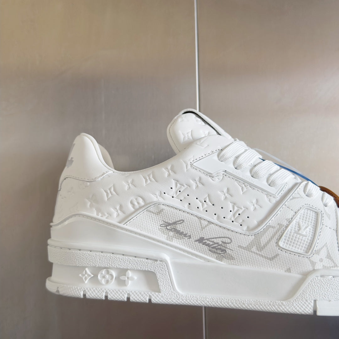 250318 New high quality new color board shoes