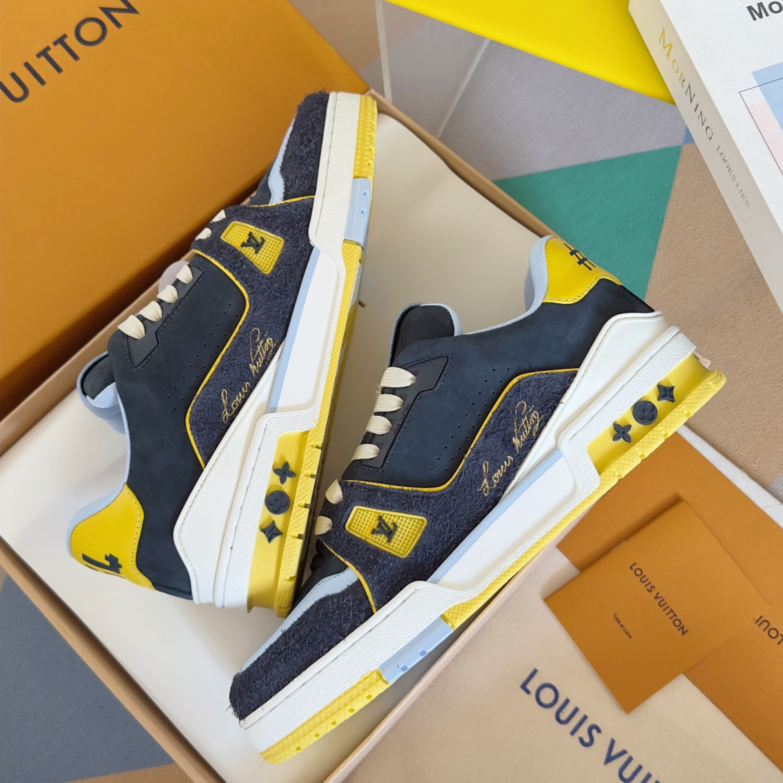 250318 New high quality new color board shoes
