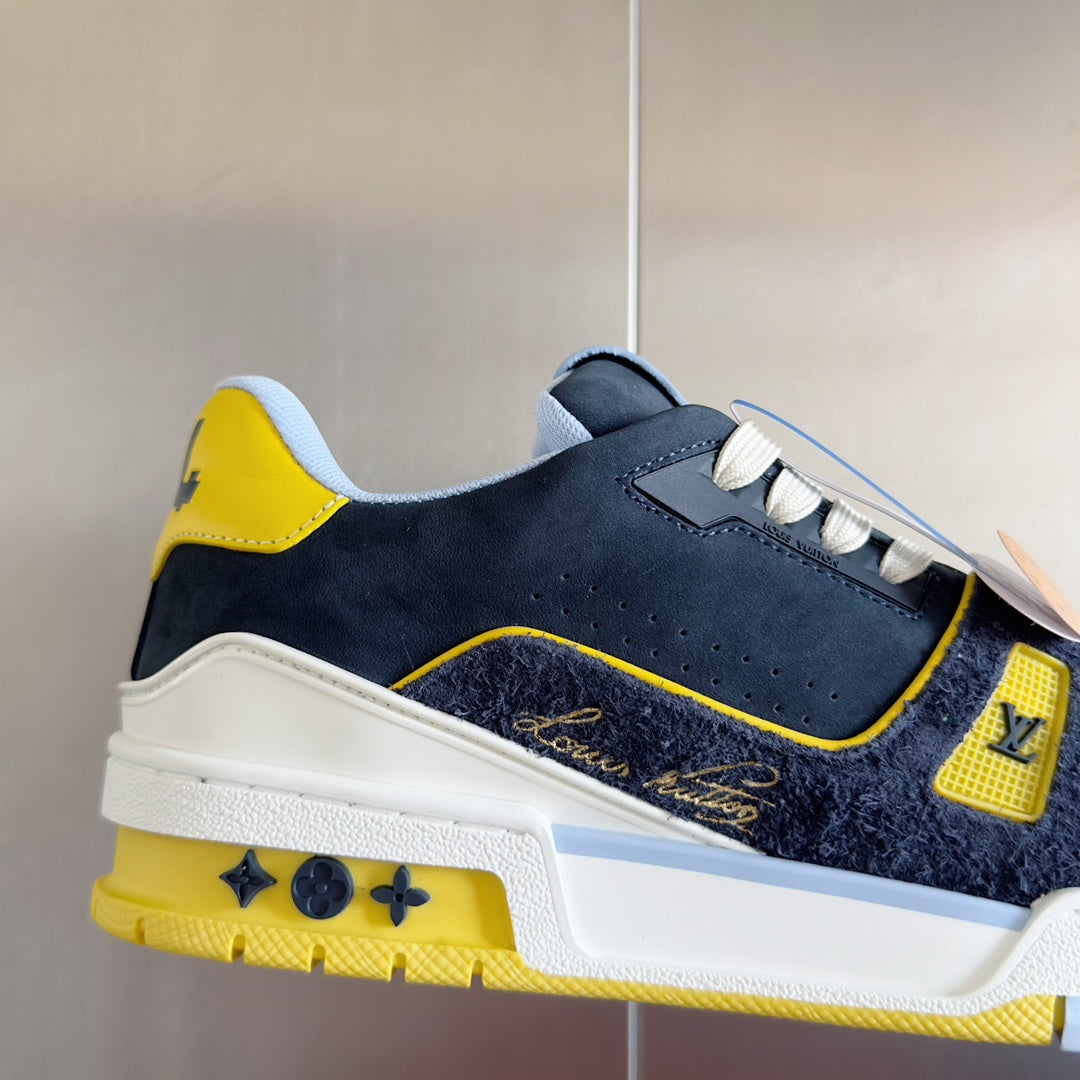 250318 New high quality new color board shoes