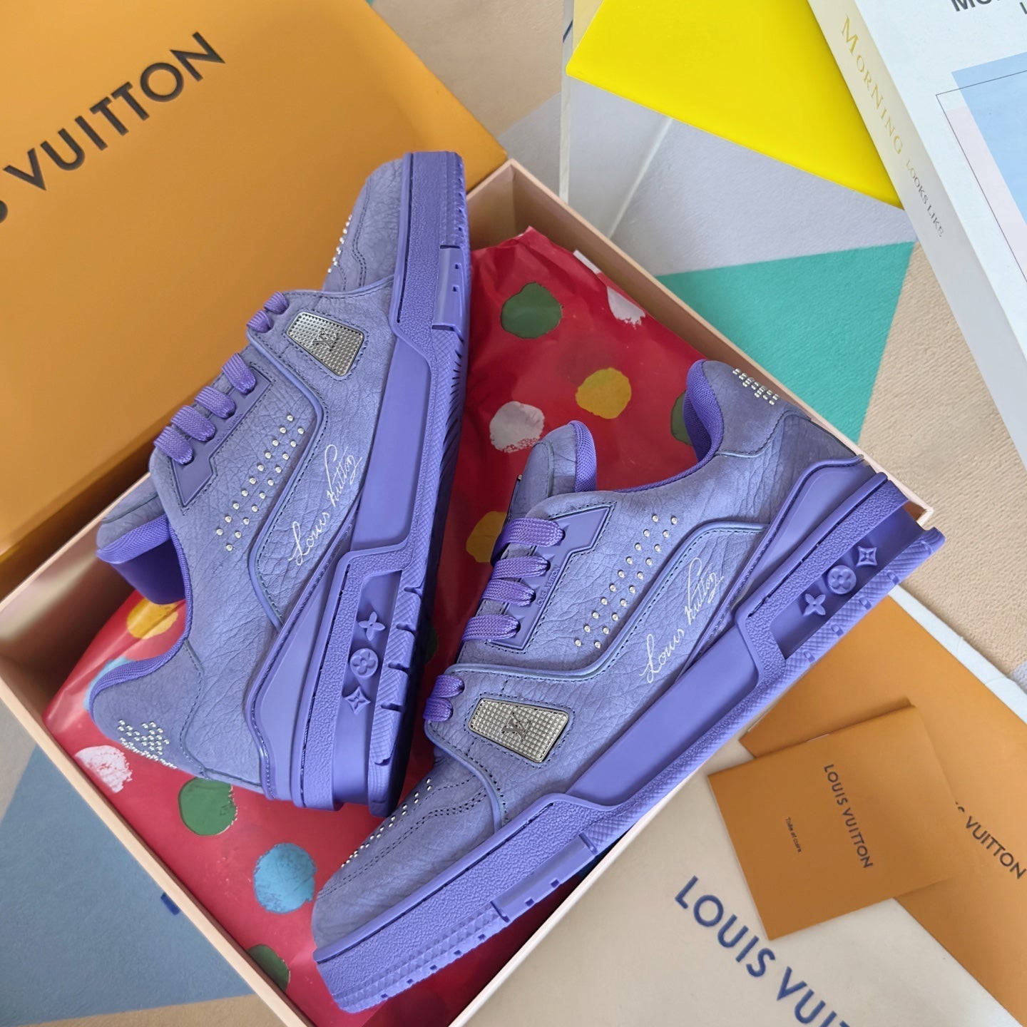 250318 New high quality new color board shoes