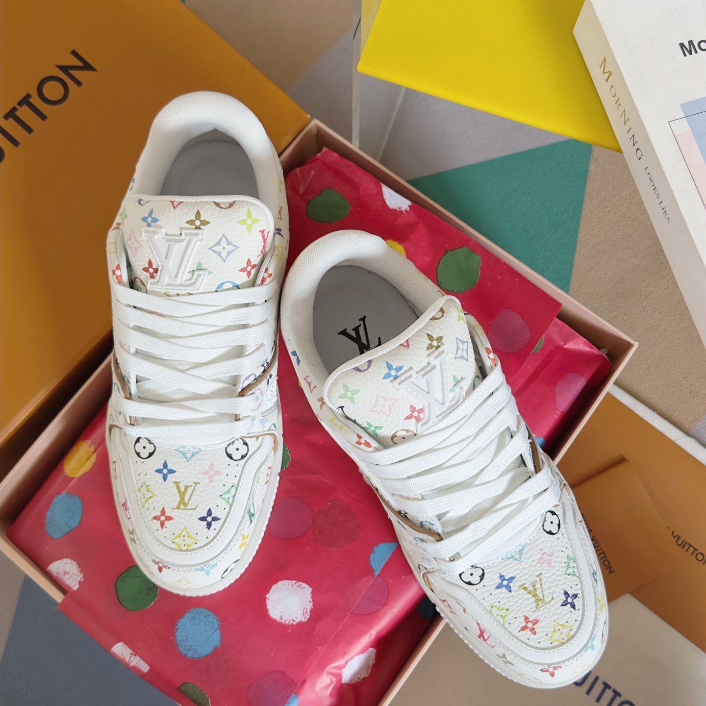 250318 New high quality new color board shoes