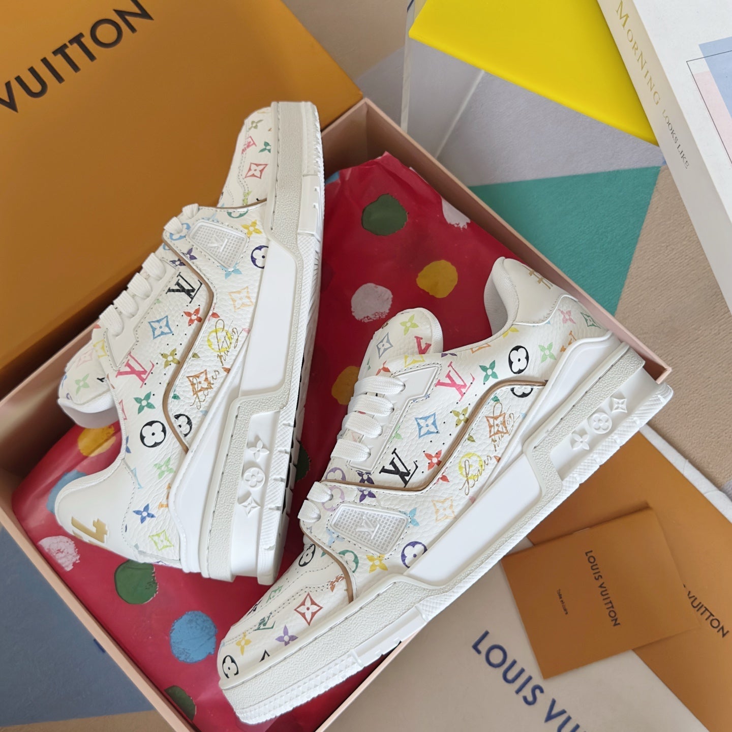 250318 New high quality new color board shoes