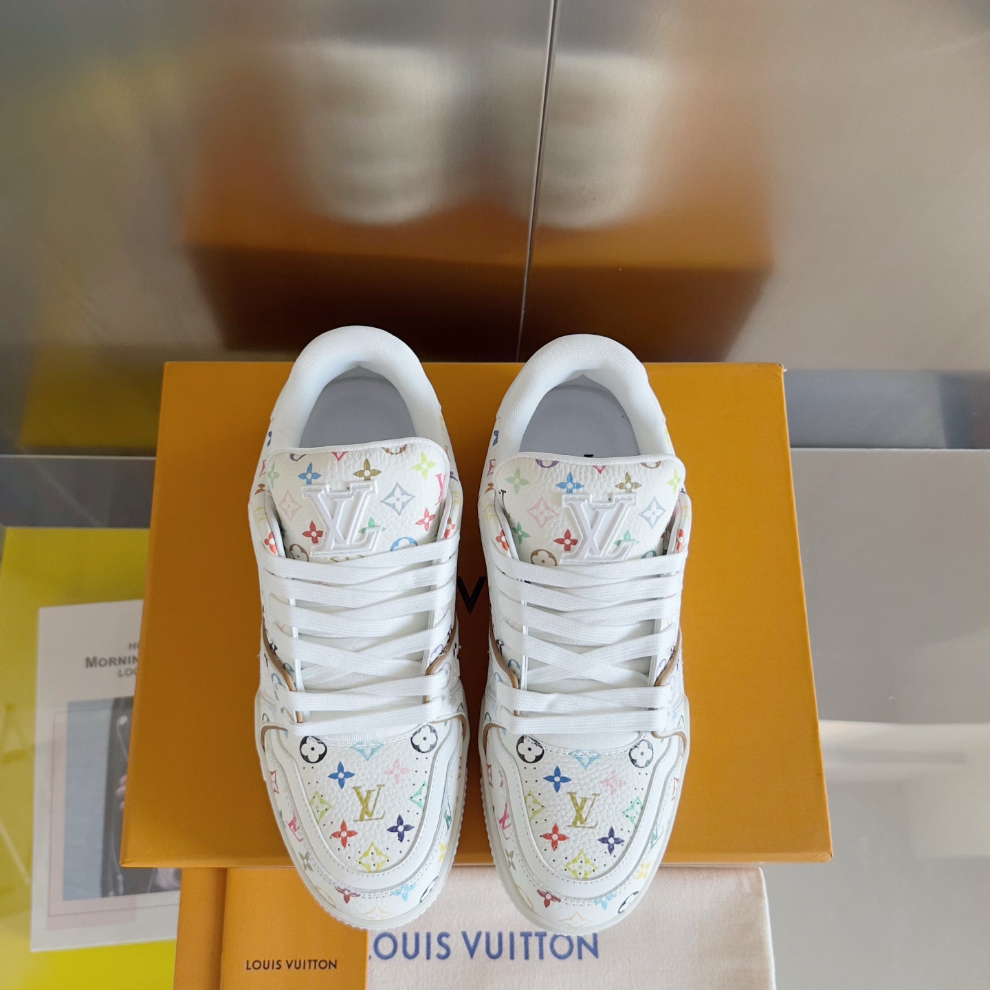 250318 New high quality new color board shoes