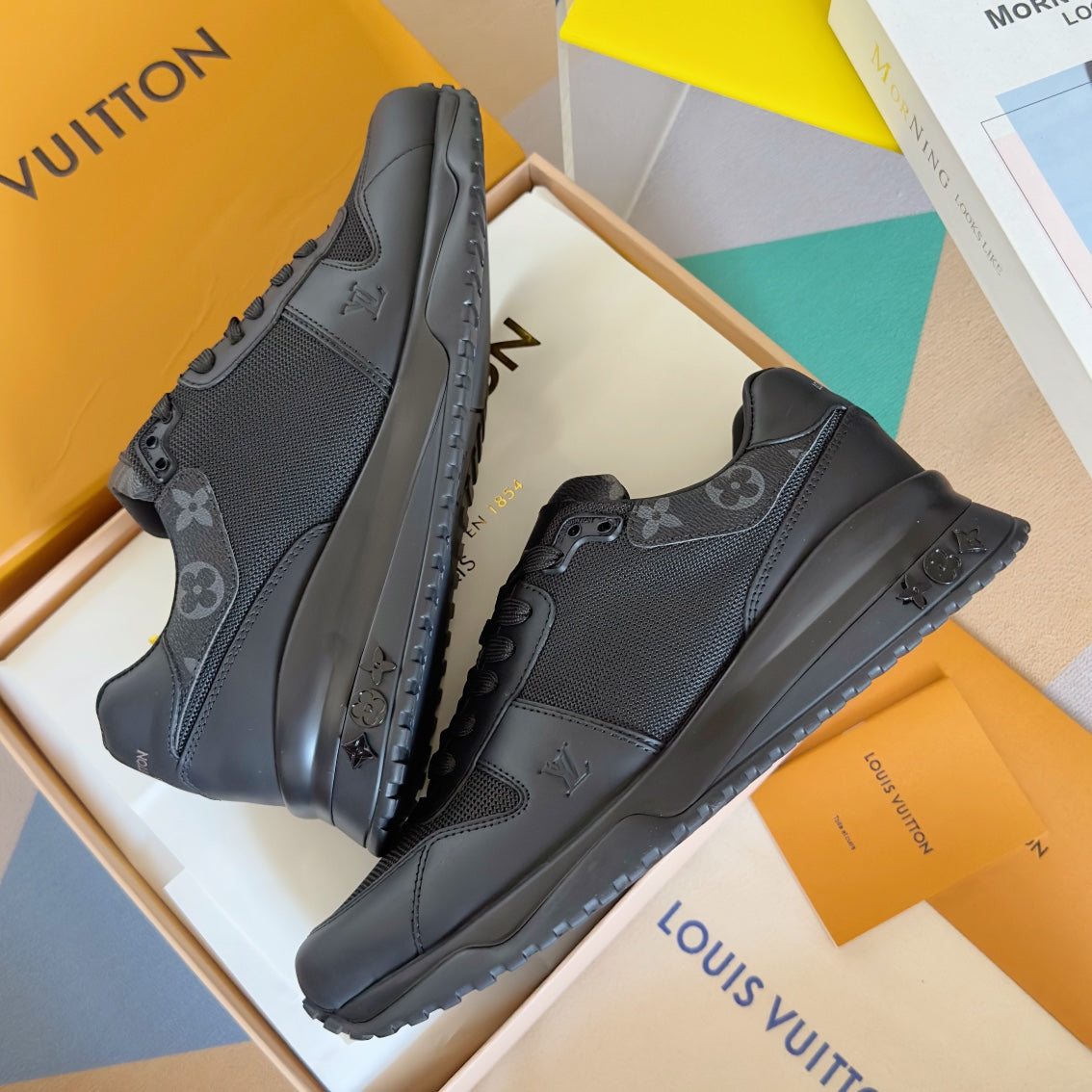 250318 New high quality new color board shoes