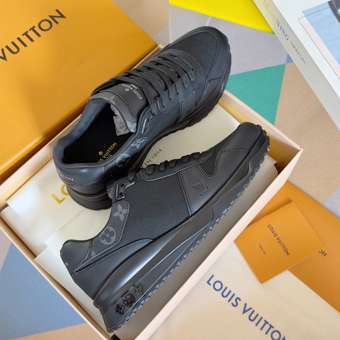 250318 New high quality new color board shoes