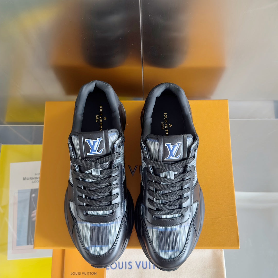 250318 New high quality new color board shoes