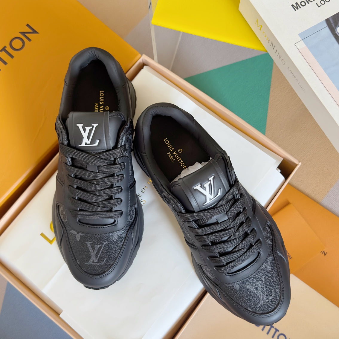250318 New high quality new color board shoes