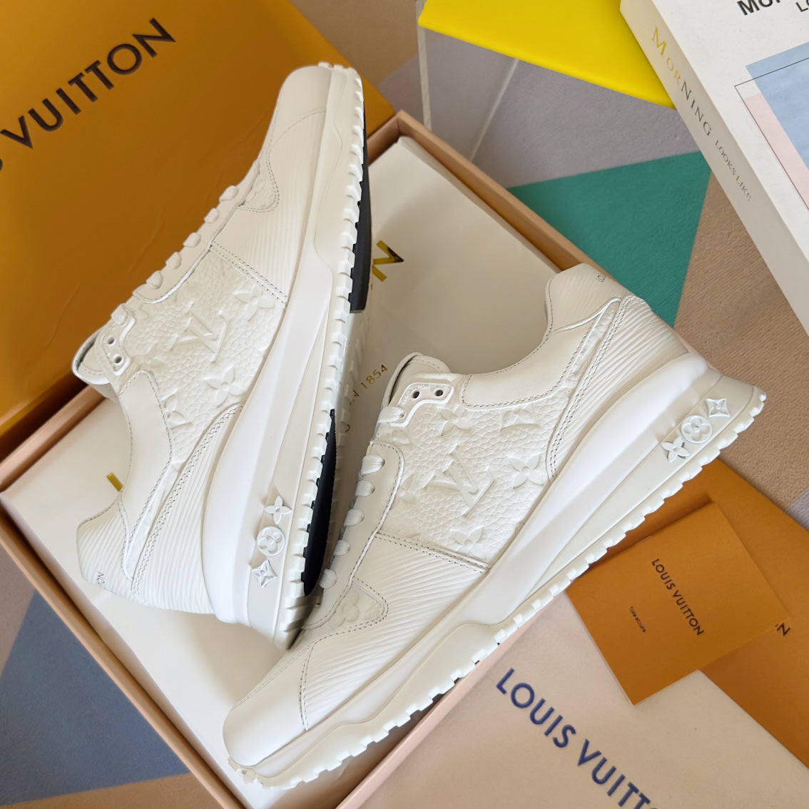 250318 New high quality new color board shoes