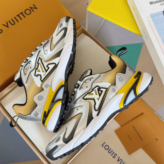 250318 حذاء جديد عالي الجودة بتصميم جديد وألوان مختلفة