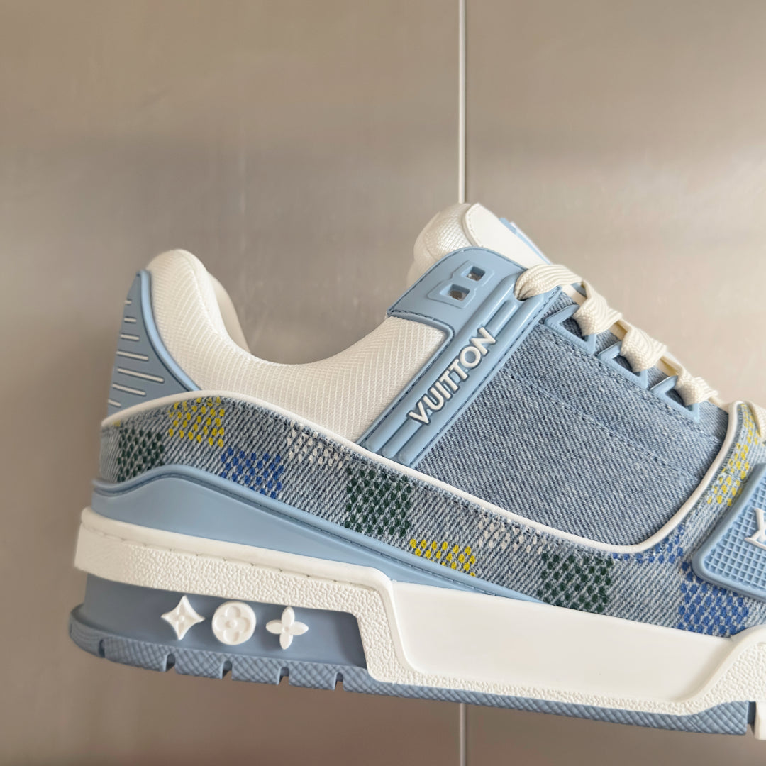 250318 New high quality new color board shoes
