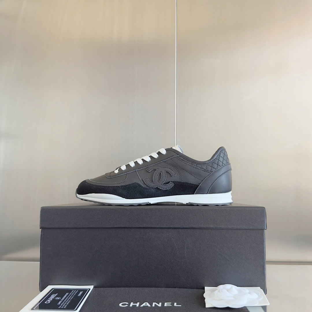 250318 New high quality new color board shoes