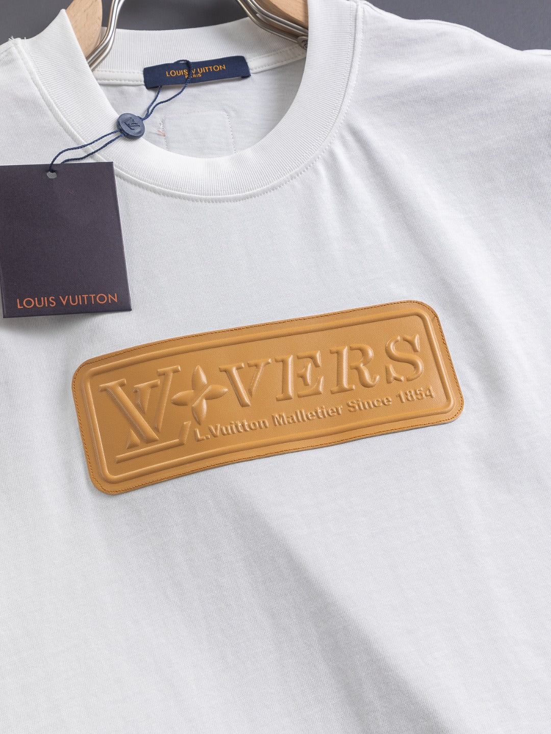 250325 New three-dimensional printed leather seal letter T-shirt