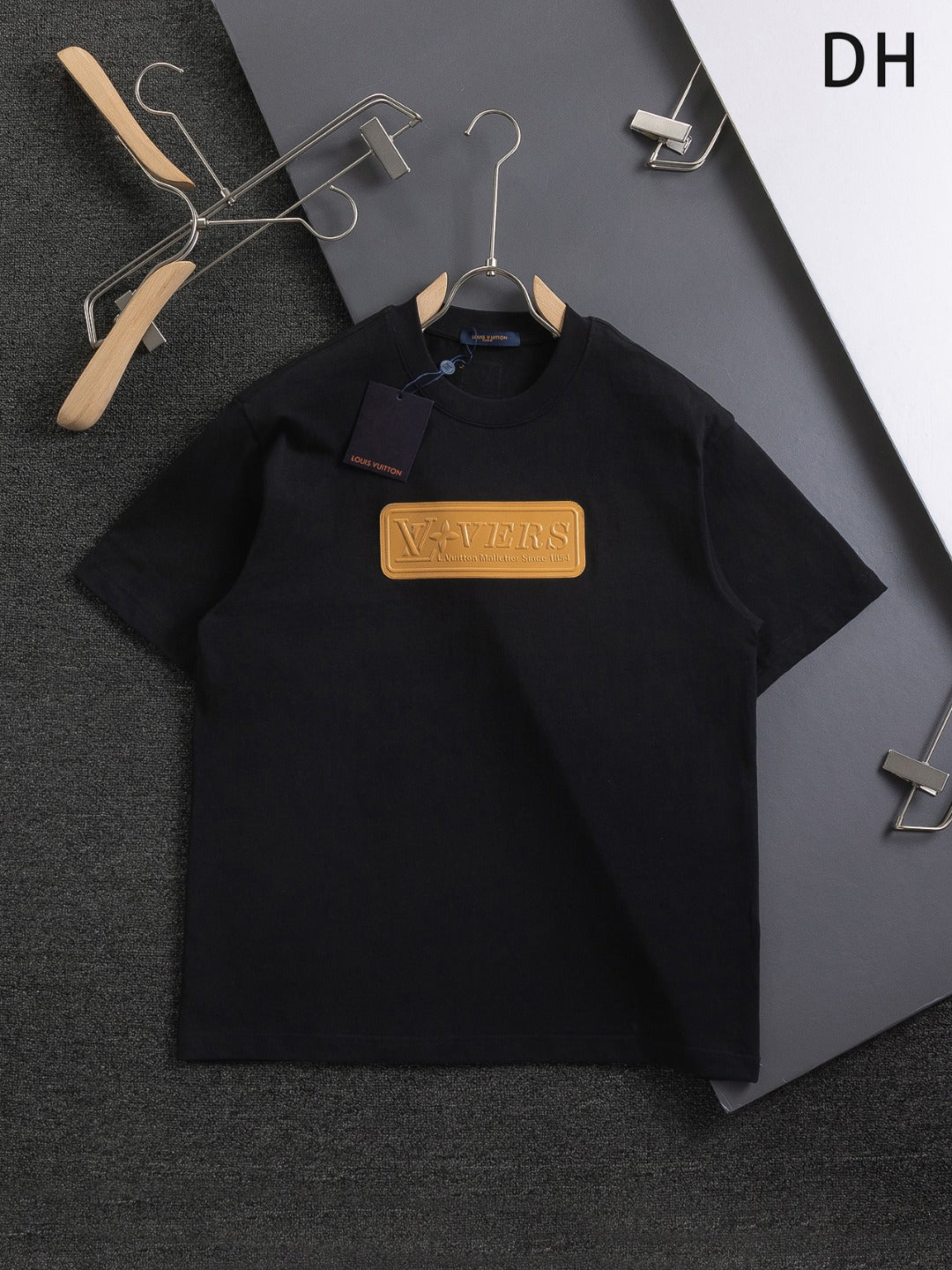 250325 New three-dimensional printed leather seal letter T-shirt