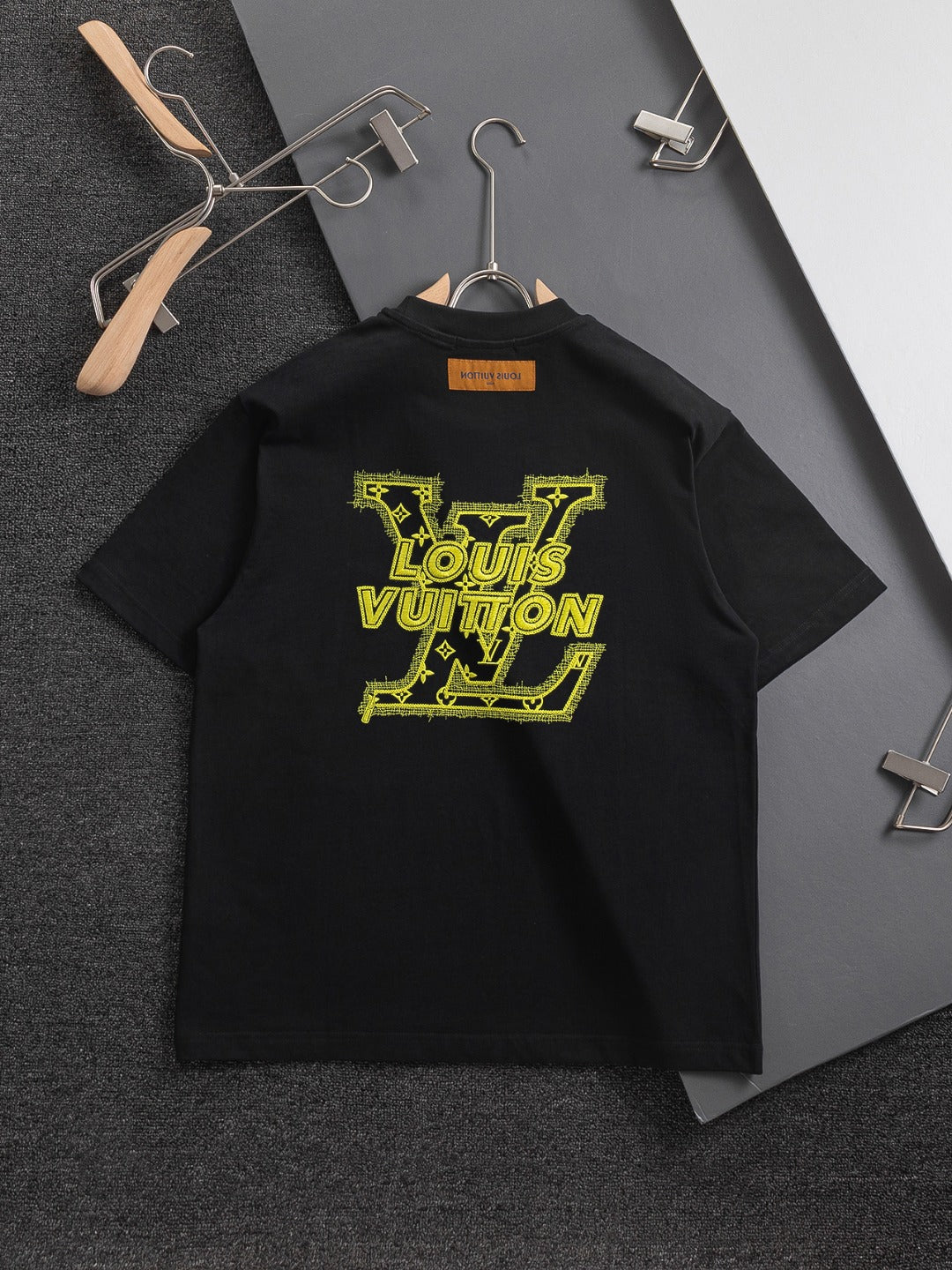 250325 New stereogram embroidered T-shirt