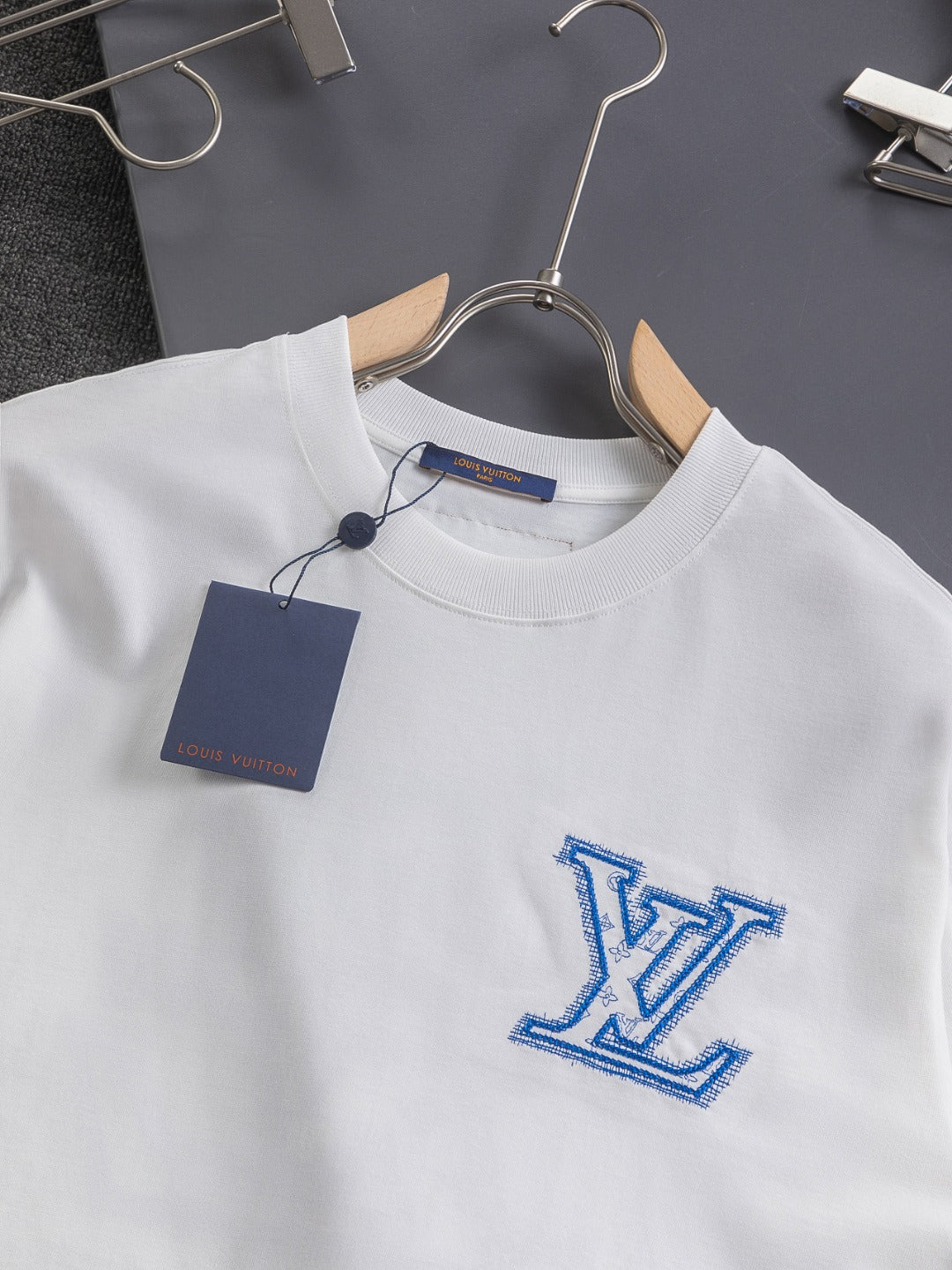 250325 New stereogram embroidered T-shirt