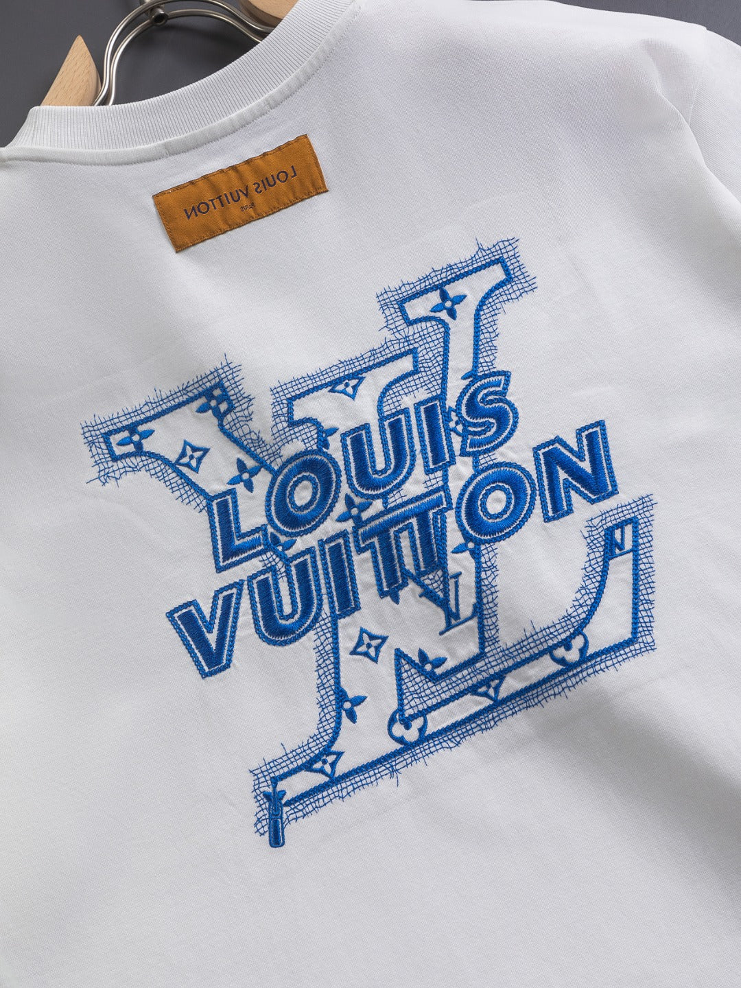 250325 New stereogram embroidered T-shirt