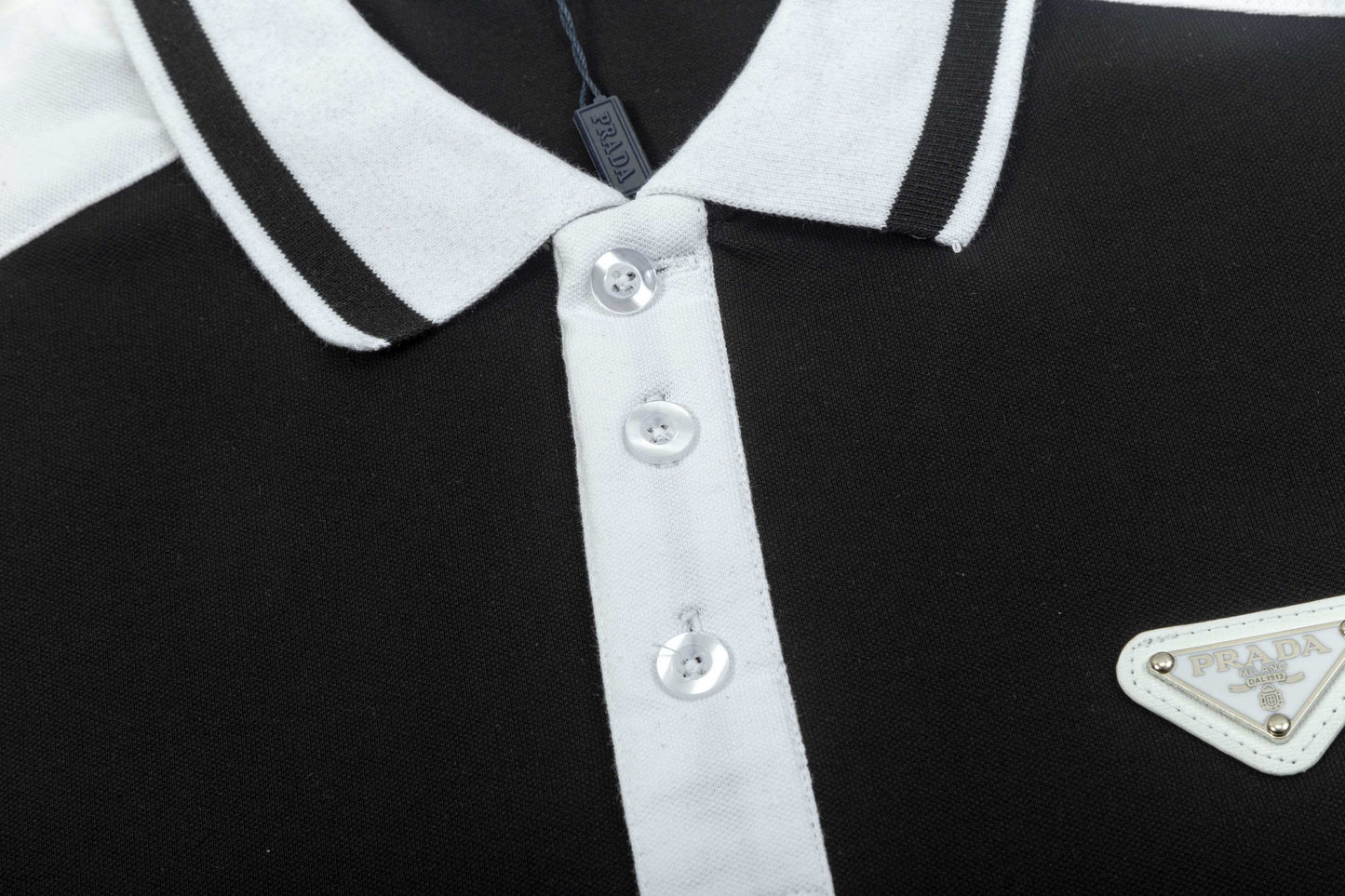 250325 New high quality metal logo color POLO shirt